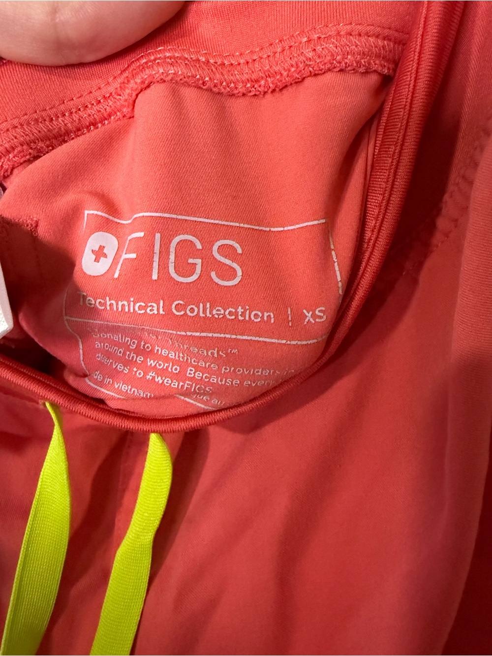 Figs Coral Livingston pant - Picture 3 of 3
